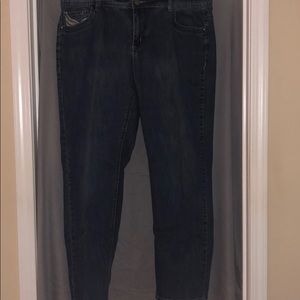 Avenue straight leg Jeans
